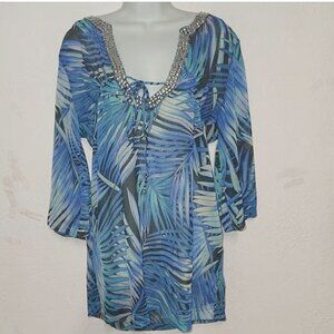 Bali Club Collection *** Beautiful long cover top in size Large.